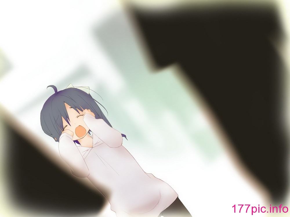 607