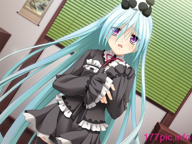 352