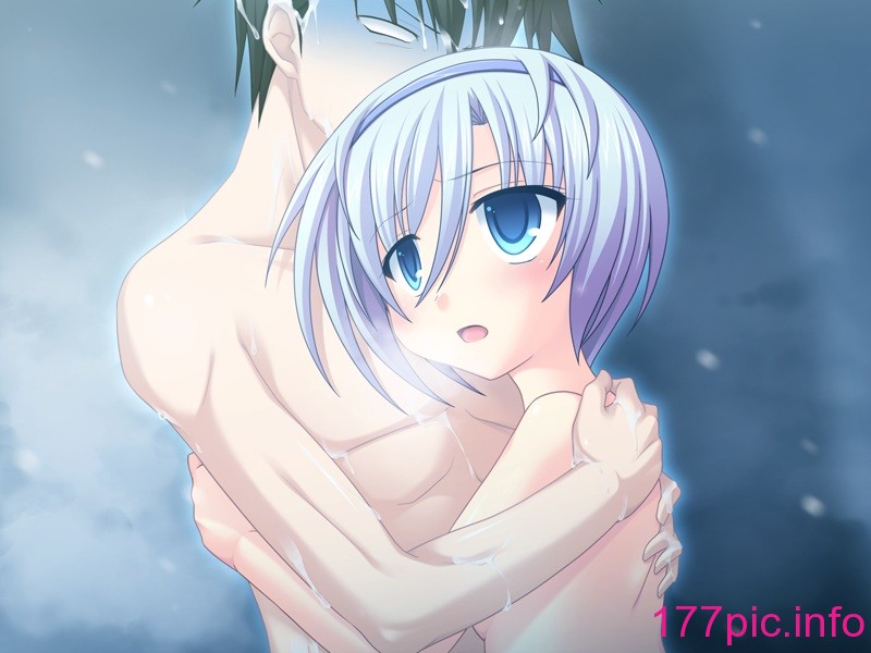 925